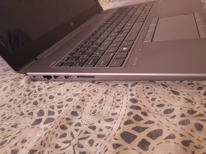 Core i7-8850H - HP ZBook 15 G5 Workstation 2