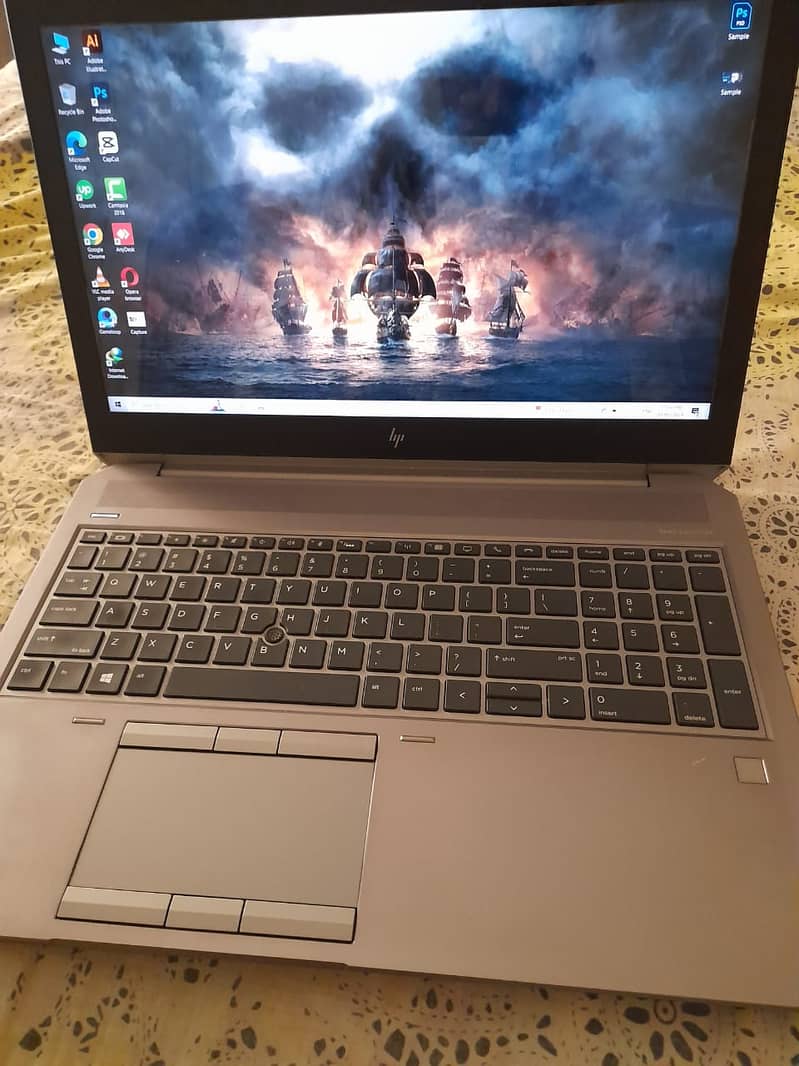 Core i7-8850H - HP ZBook 15 G5 Workstation 4