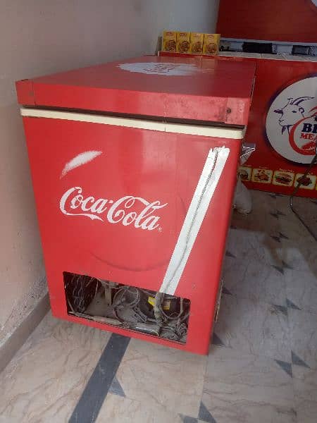 coca cola invertor refrigerator 2