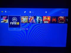 Playstation 4 PS4 jailbreak 500GB 2 controllers