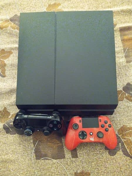 Playstation 4 PS4 jailbreak 500GB 2 controllers 3