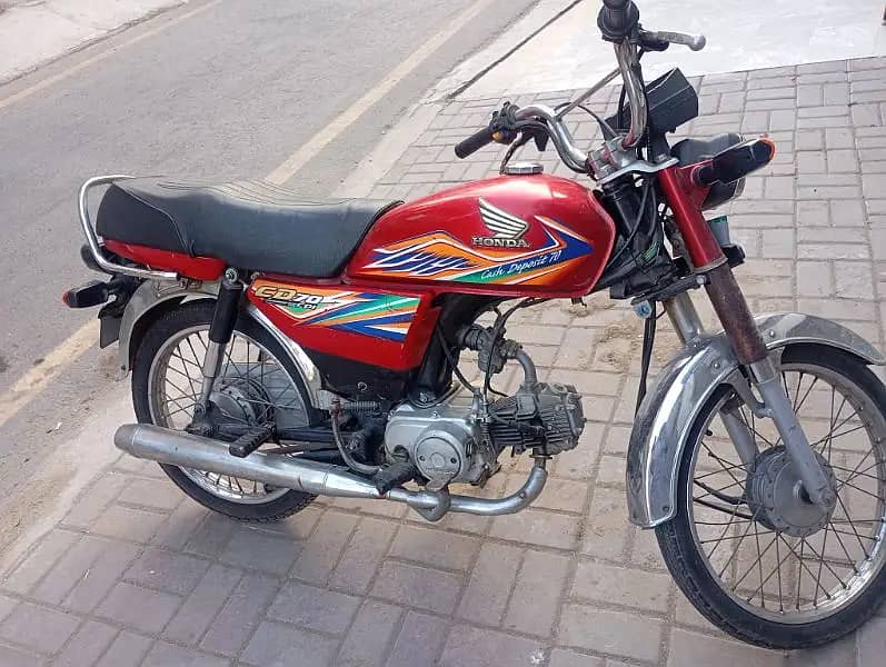 Honda CD 70 2020 3