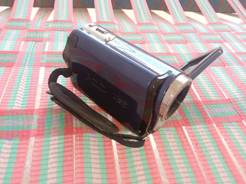 HandyCam Video Camera 1