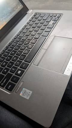 Toshiba laptop  z30-B core i5 5th