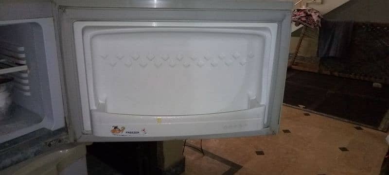 PEL Refrigerator (used) 4