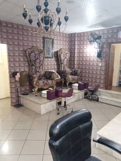 7 Marla first floor beauty parlour VIP for sale main college road 0