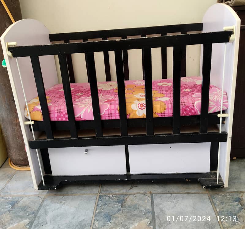 Wooden Baby Cot With Mattress 4