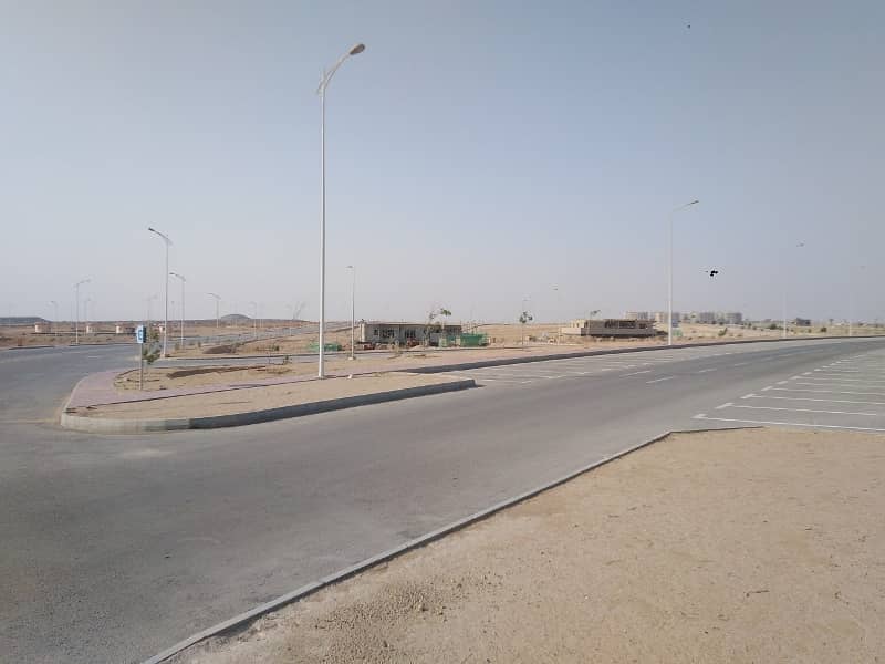 133 SQ YARDS PLOT FOR SALE Down town Commercial Bahria Town Karachi. 8