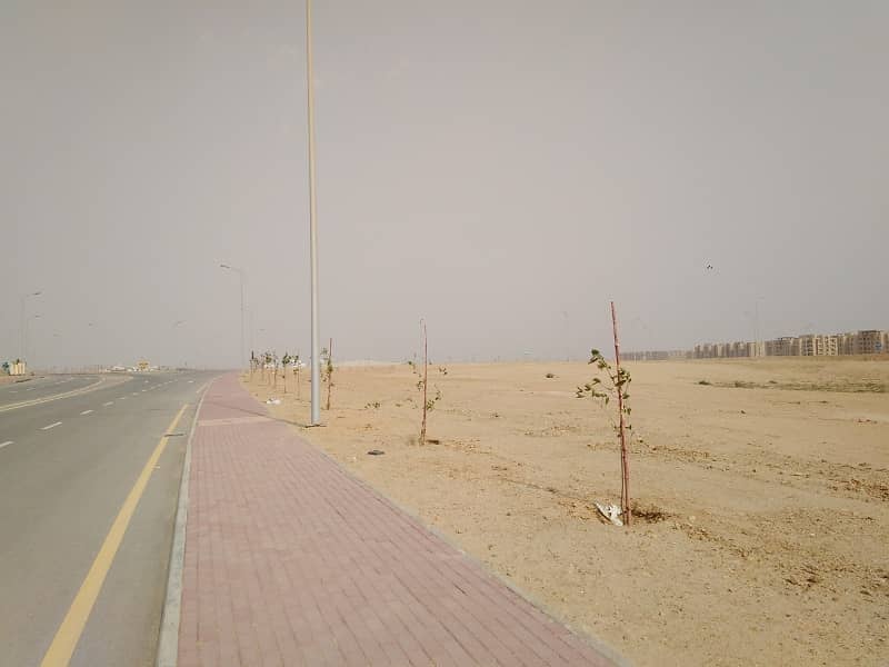 133 SQ YARDS PLOT FOR SALE Down town Commercial Bahria Town Karachi. 10