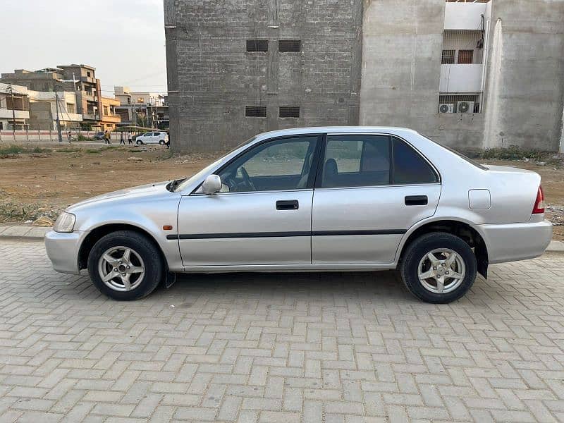 Honda Civic EXi 2000 4