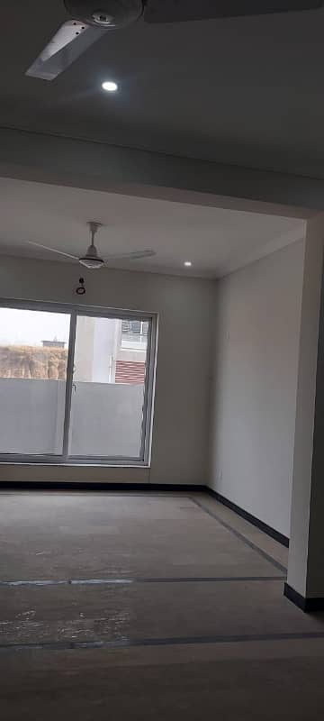 Brand new house for sale in multi b17 Islamabadd 6