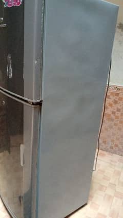 Dawlance Medium Size Fridge