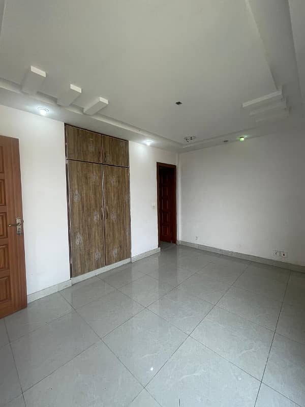 2 Bed Non-Furnished Flat Available For Rent In DD Block Bahria Town , Lahore. 1