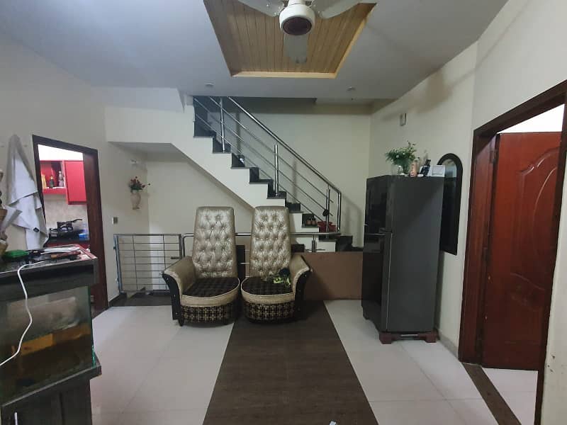 4 MARLA DOUBLE STORY HOUSE FOR SALE IN MILITARY ACCOUNTS COLLEGE ROAD 3