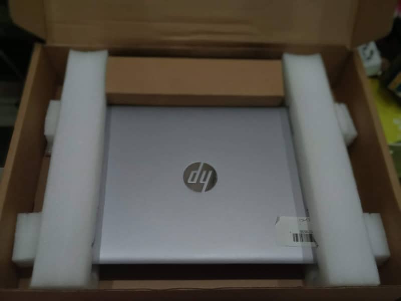 HP ELITEBOOK 820 G3 I5 6TH GENERATION 8/256 SSD 1