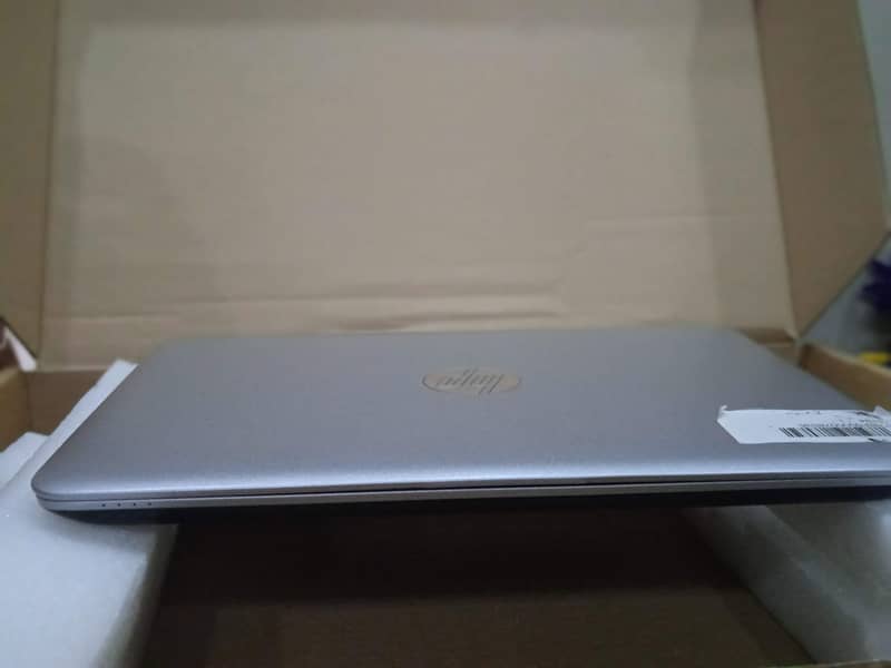 HP ELITEBOOK 820 G3 I5 6TH GENERATION 8/256 SSD 7