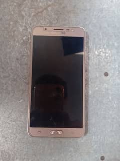 Samsung Galaxy j76