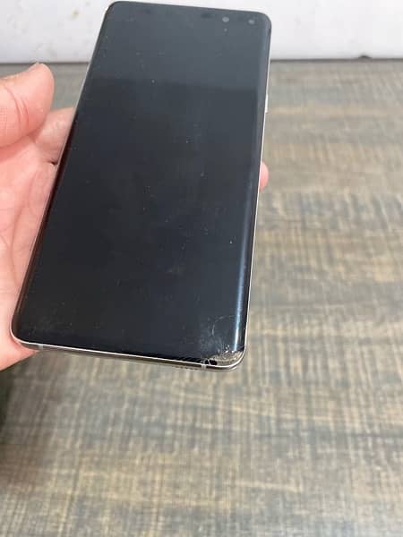 Samsung Galaxy s10 plus 5g 8/256 2