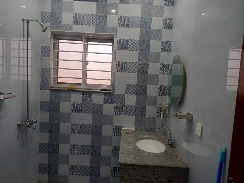 10 Marla Beautiful Furnished House For Rent In Nargis Block Bahria Town Lahore 12