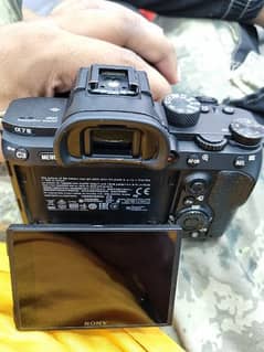 Sony Alpha A7iii / A73 Only Body 0