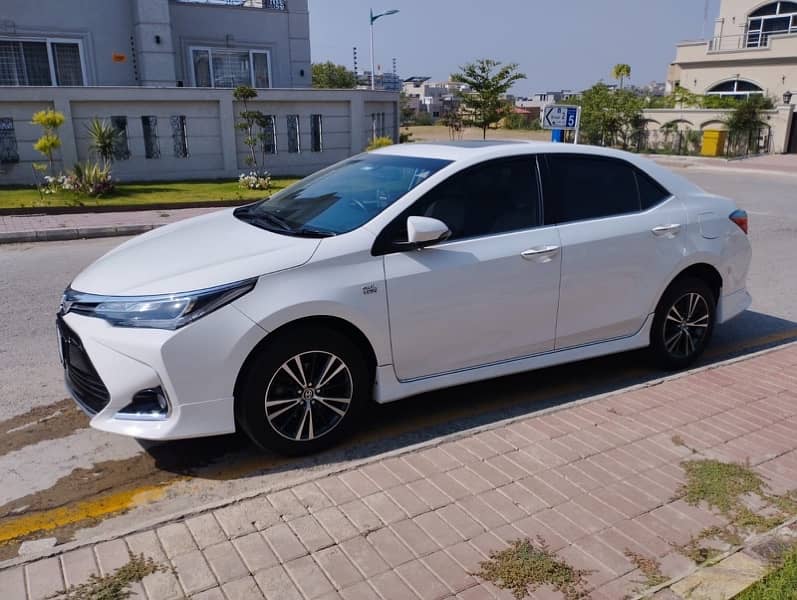 Toyota Corolla Altis 2017 15