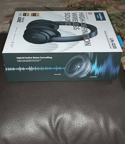 Anker Q35 Head Phone 1