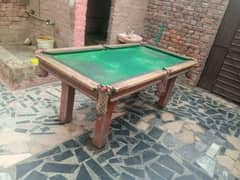 snoker table smaall good condition