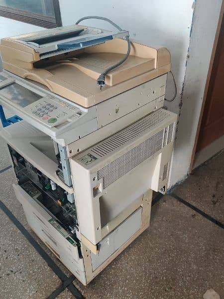 Neat and clean Perfect Photocopying machine 5