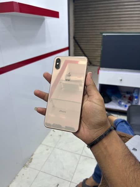 Iphone Xsmax 64GB Pta Approved 0