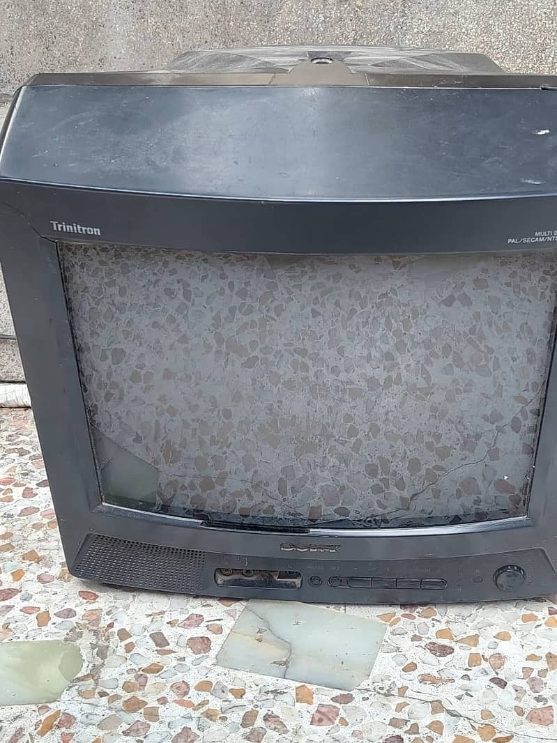 Sony tv for sale 3