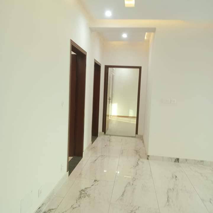 Brend New apartment available for Rent in Askari 11 22