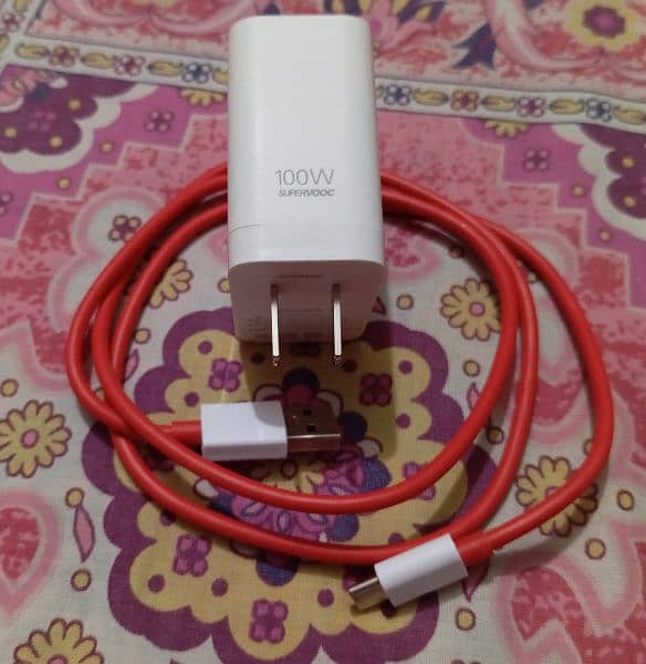 OnePlus charger 11 model 100watt 100% Original Box pulled 2