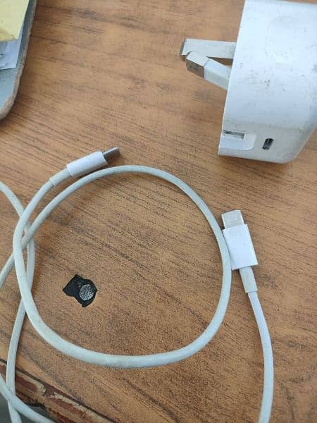 Apple/iPhone 20W original charger C to C 1