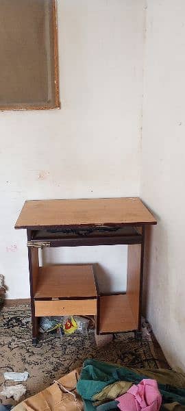 computer table 2
