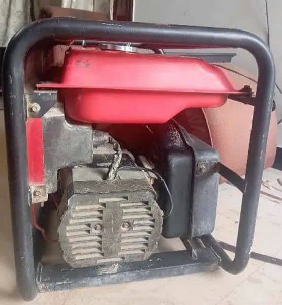 Almost new generator in reasonable price 2