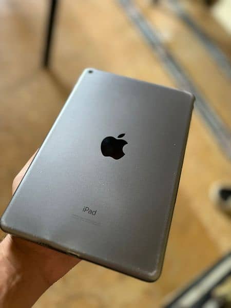 iPad mini 5 2