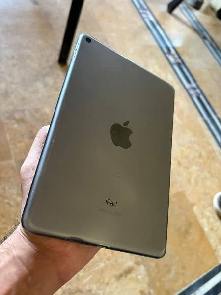 iPad mini 5 4