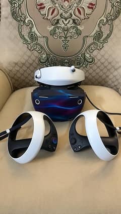 PS5 Virtual Reality gear with controller’s and Headset 0