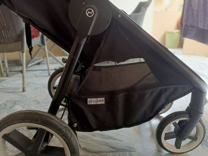 Baby Pram imported from USA 6