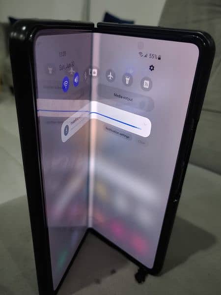 Samsung Z fold 4 1