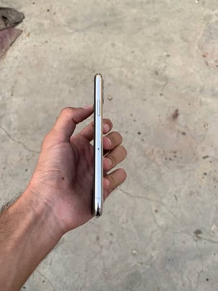 iphone 11 pro 64gb non pta 3