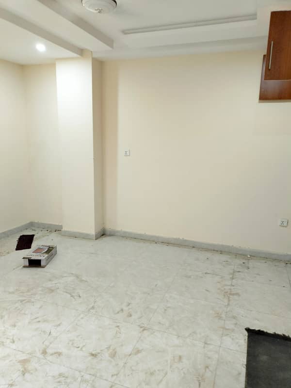 1 Bedroom unfurnished brand new apartment Available For Rent in E-11/2 1