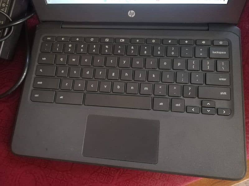 hp Chromebook for sale 3