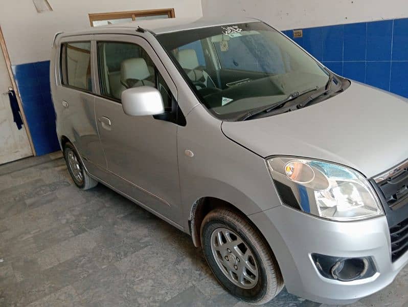 Suzuki Wagon R 2019 1