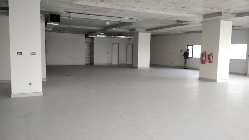 Premium Executive Class 3600 Square Feet Office Space In Prime Business District In Gulberg 9
