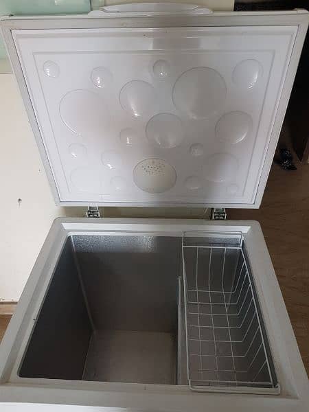 Deep Freezer Haier HDF-245H-03 single door 2