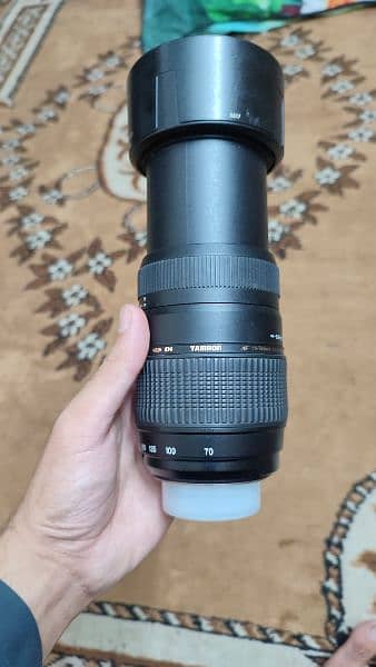 70-300 mm Tamron lens for Nikon camera 2