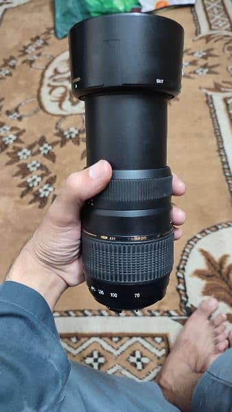 70-300 mm Tamron lens for Nikon camera 5