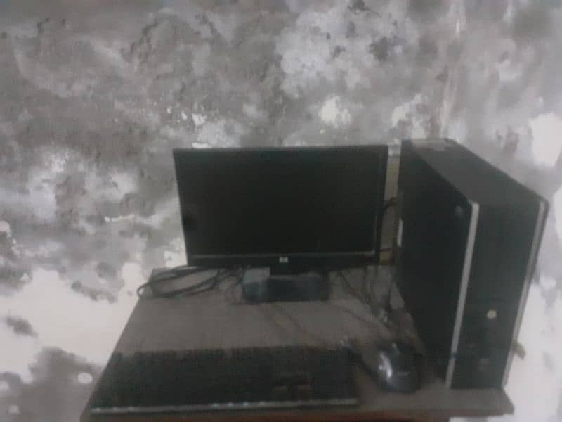 PC with all his things In very good condition 3