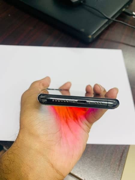 iPhone 11 Pro PTA 256gbs 8